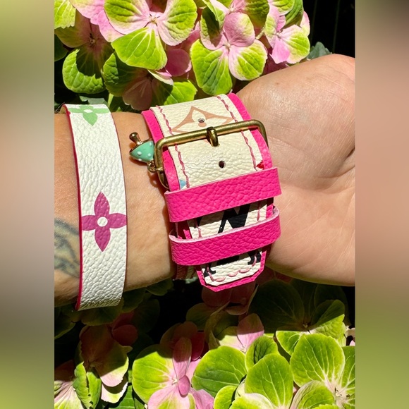 💗 White multicolor Apple Watch strap band Handmade ♻️